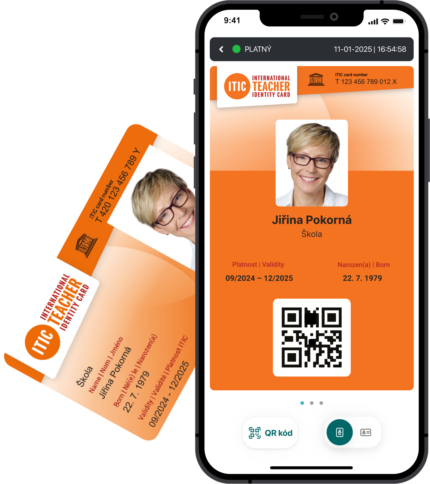Průkaz ITIC v aplikaci Alive App na mobilu vedle plastové karty